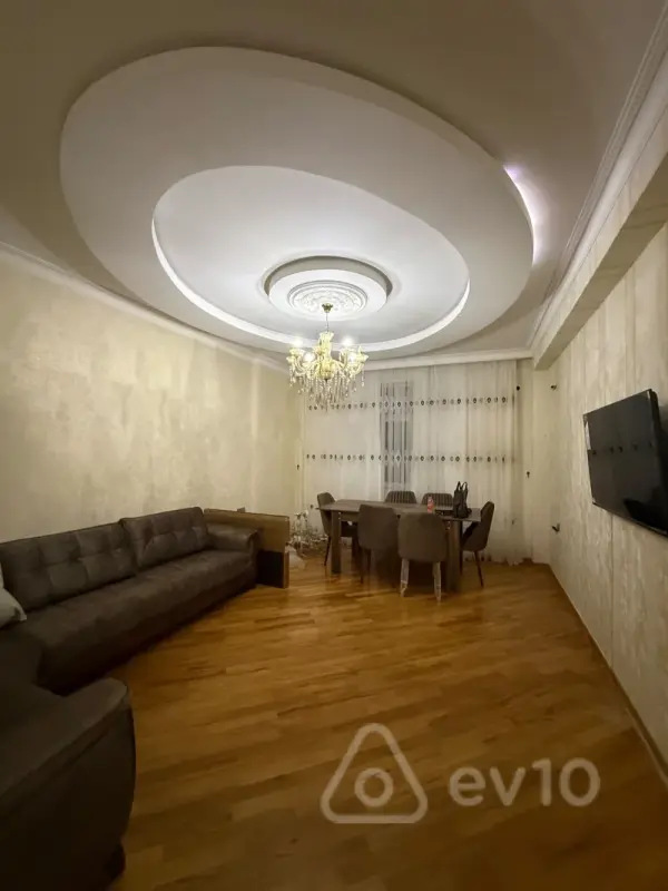 Kirayə verilir 3 otaqlı yeni tikili 110 m²
