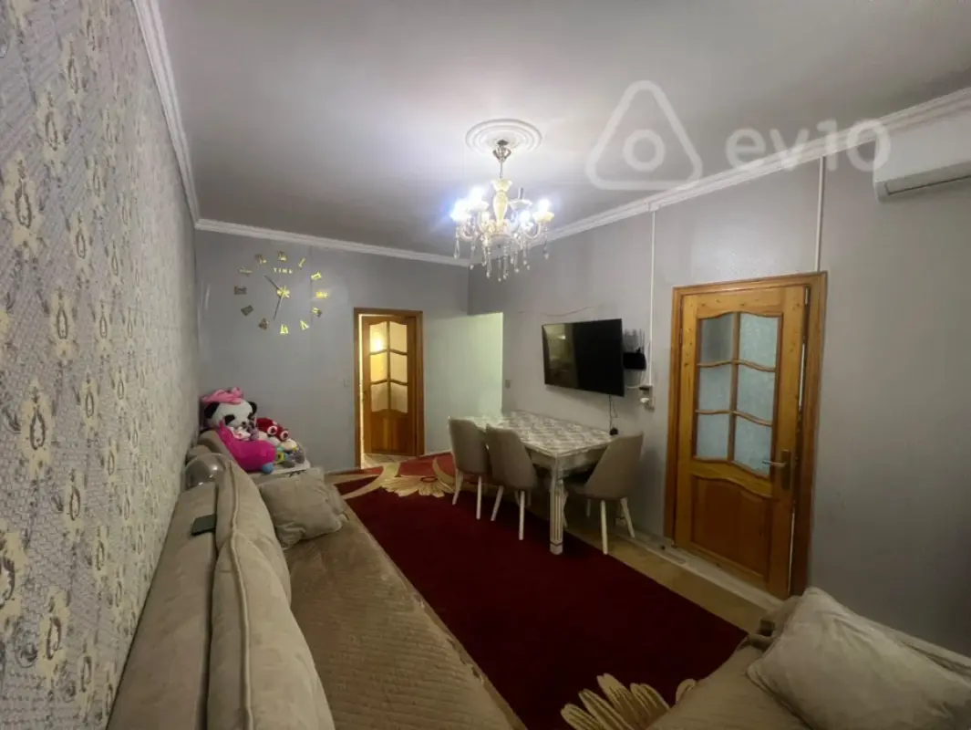 Satılır 2 otaqlı köhnə tikili 45 m²