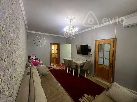 Satılır 2 otaqlı köhnə tikili 45 m² — Bakı, Binəqədi 2 otaq 45.00 m²