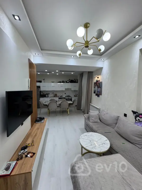 Satılır 3 otaqlı yeni tikili 67 m²