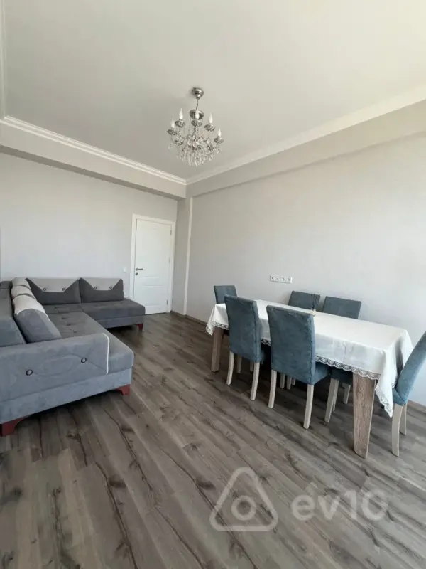 Kirayə verilir 3 otaqlı yeni tikili 100 m²