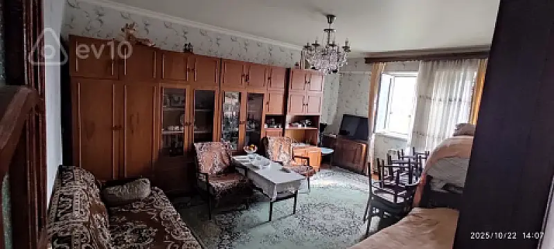 Satılır 4 otaqlı köhnə tikili 110 m² — Bakı, Yasamal 4 otaq 110.00 m²