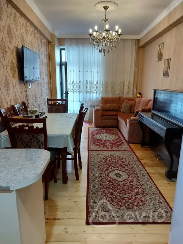 Kirayə verilir 2 otaqlı yeni tikili 55 m²