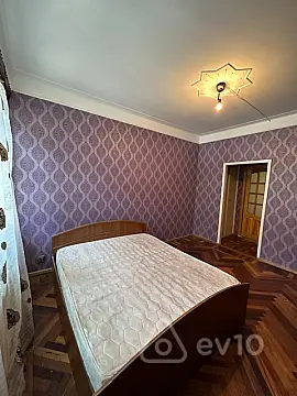 Kirayə verilir 2 otaqlı köhnə tikili 75 m² — Bakı, Yasamal 2 otaq 75.00 m²
