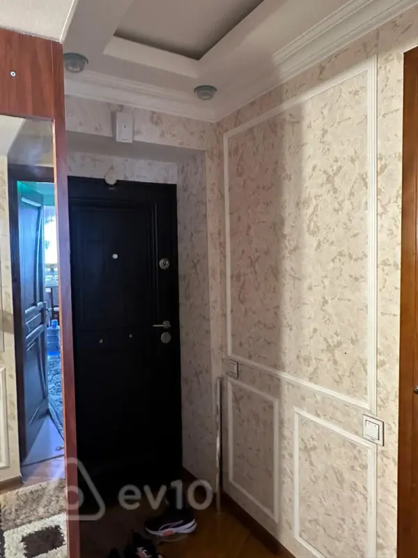 Satılır 3 otaqlı köhnə tikili 47 m²