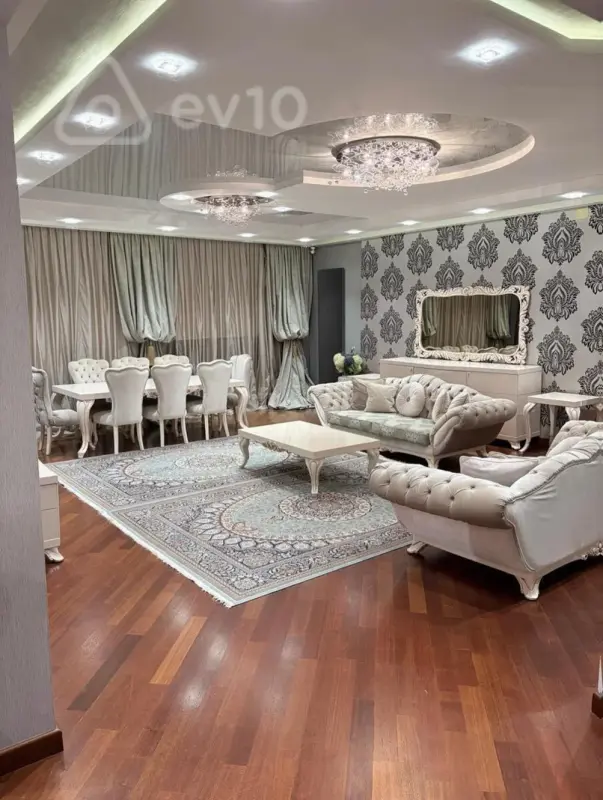 Kirayə verilir 4 otaqlı yeni tikili 200 m²