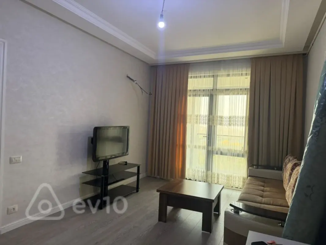 Kirayə verilir 2 otaqlı yeni tikili 60 m²