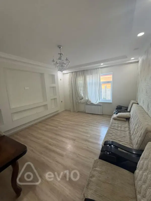 Kirayə verilir 3 otaqlı yeni tikili 100 m²