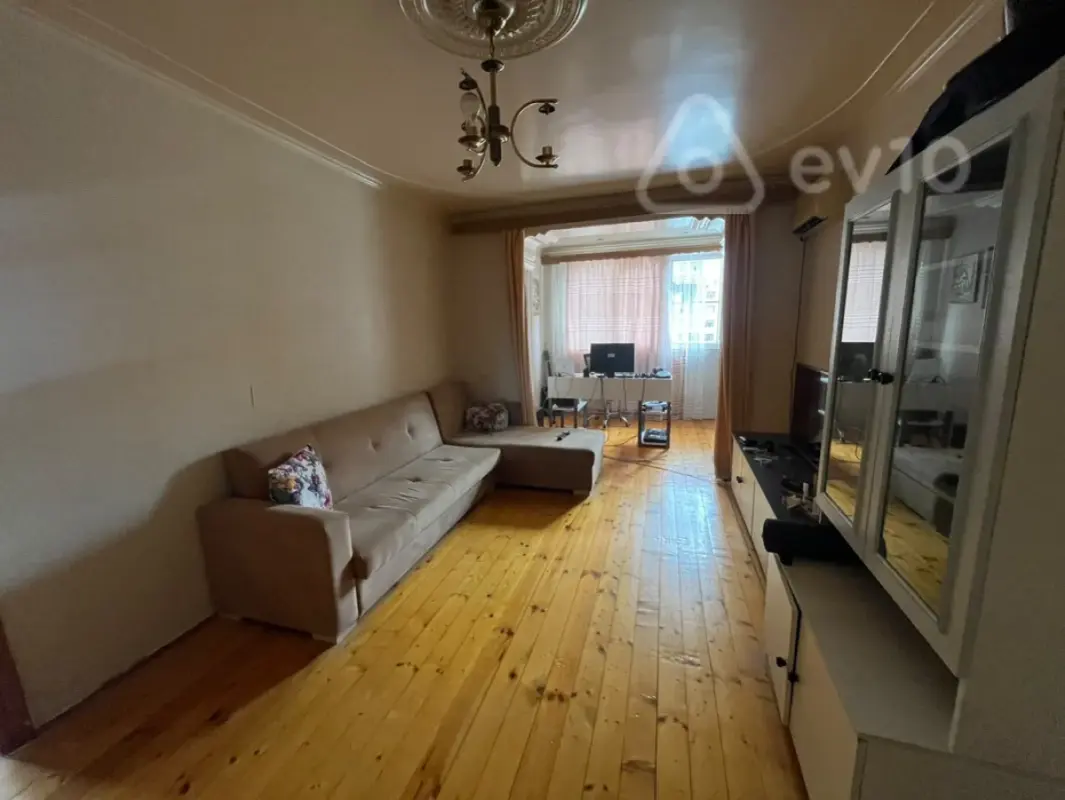 Kirayə verilir 2 otaqlı yeni tikili 50 m²