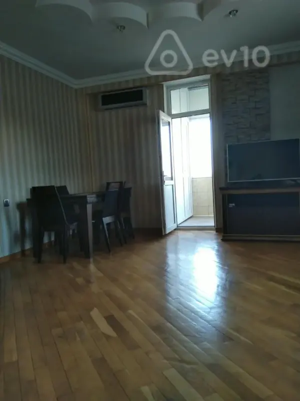 Kirayə verilir 2 otaqlı yeni tikili 88 m²
