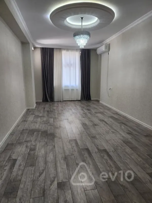 Kirayə verilir 2 otaqlı yeni tikili 95 m²