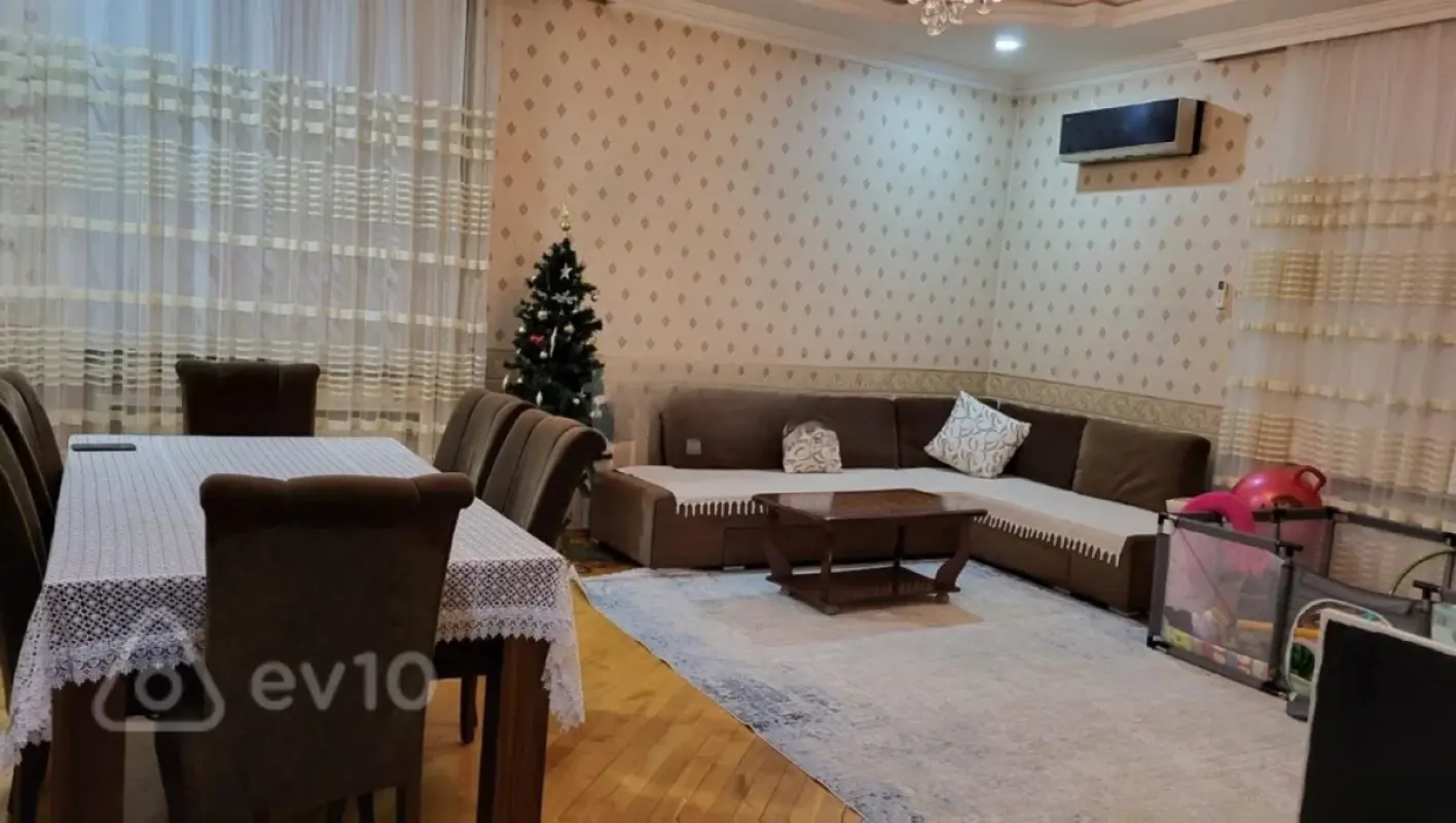 Kirayə verilir 2 otaqlı yeni tikili 105 m²