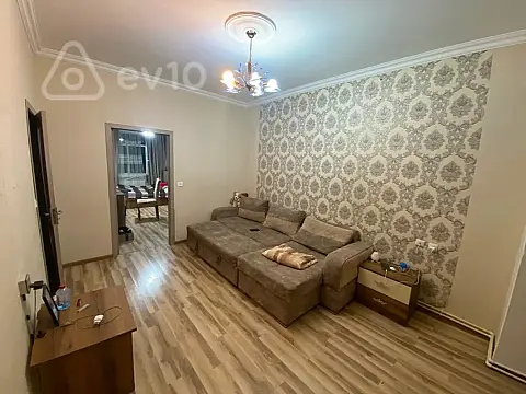 Kirayə verilir 3 otaqlı köhnə tikili 75 m² — Bakı, Nəsimi 3 otaq 75.00 m²