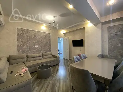 Kirayə verilir 3 otaqlı yeni tikili 80 m² — Bakı, Nizami 3 otaq 80.00 m²