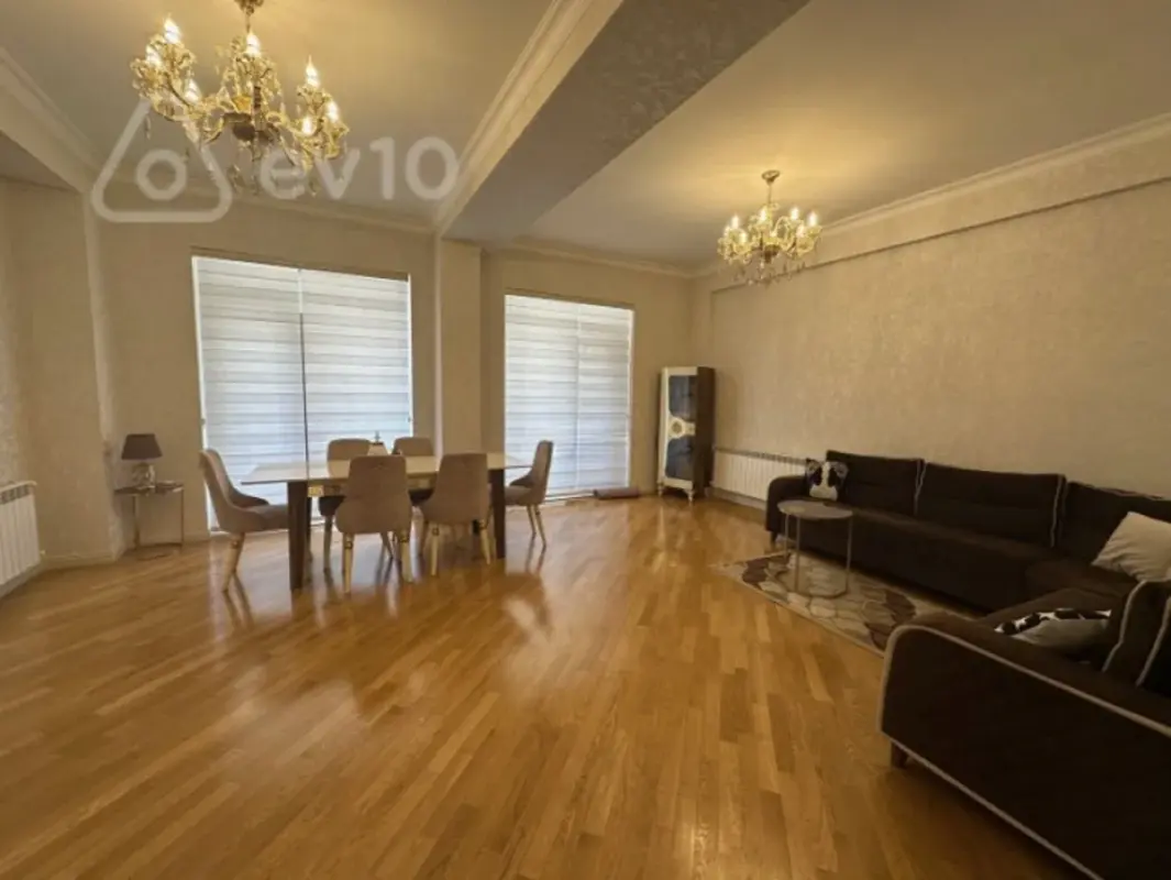 Kirayə verilir 3 otaqlı yeni tikili 150 m²