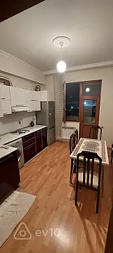 Kirayə verilir 2 otaqlı köhnə tikili 75 m² — Bakı, Səbail 2 otaq 75.00 m²