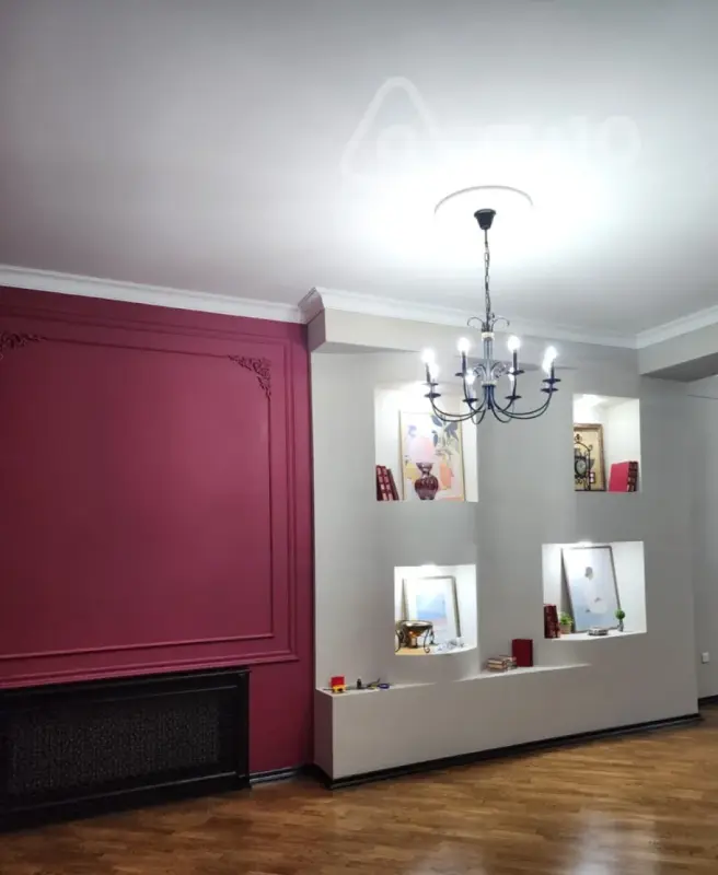Kirayə verilir 3 otaqlı yeni tikili 130 m²