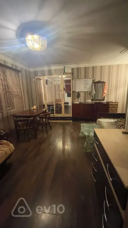 Kirayə verilir 1 otaqlı köhnə tikili 32 m²