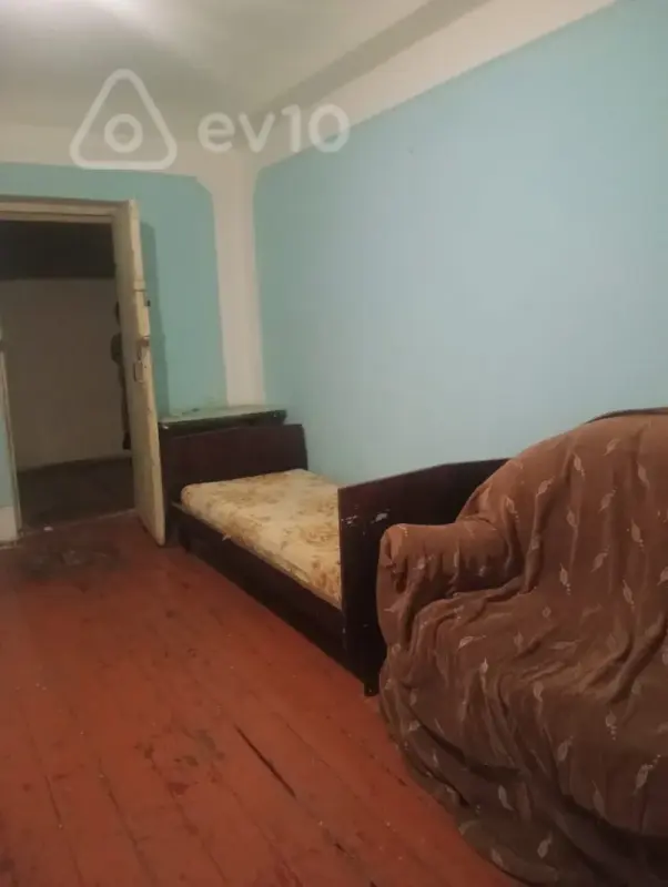 Kirayə verilir 1 otaqlı köhnə tikili 20 m²