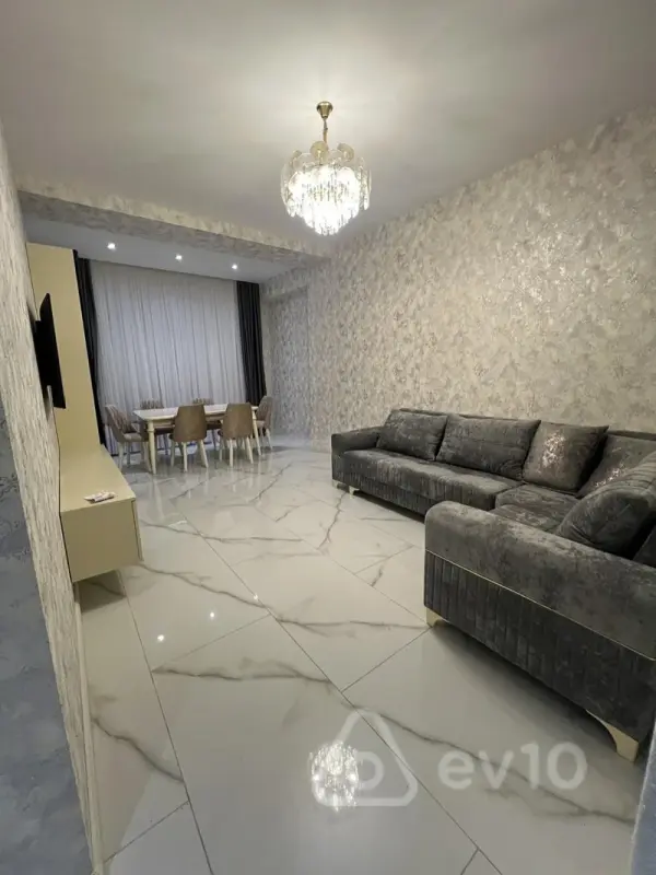 Kirayə verilir 2 otaqlı yeni tikili 60 m²