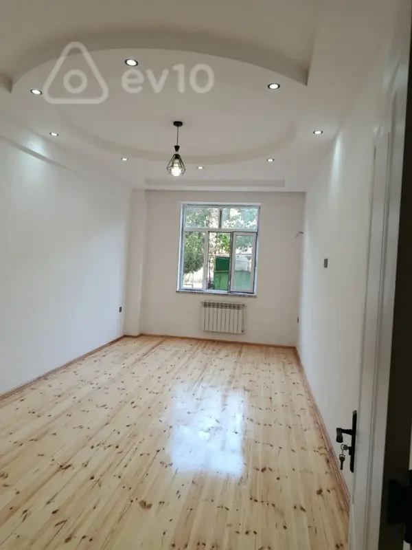 Kirayə verilir 3 otaqlı yeni tikili 130 m²