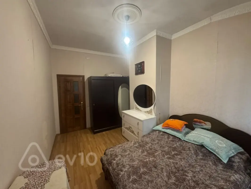 Kirayə verilir 2 otaqlı yeni tikili 65 m²