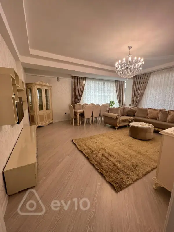 Kirayə verilir 3 otaqlı yeni tikili 140 m²