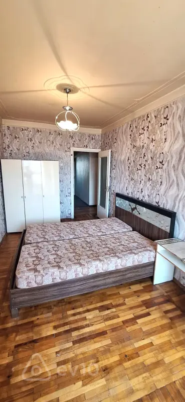 Kirayə verilir 3 otaqlı köhnə tikili 72 m²
