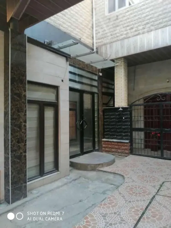 Satılır 3 otaqlı köhnə tikili 70 m²