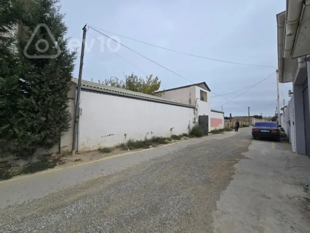 Satılır 5 otaqlı həyət evi 133 m²