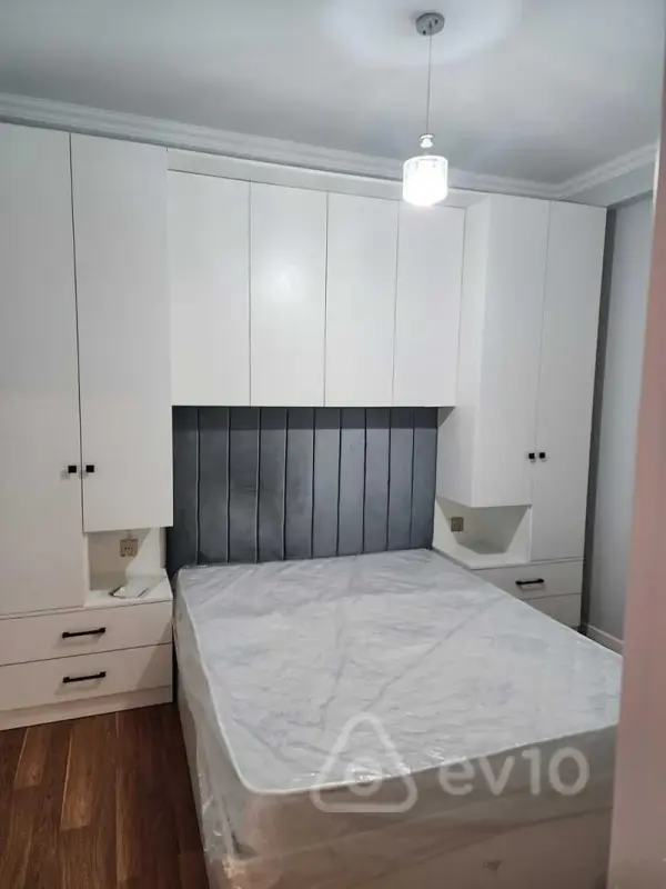 Kirayə verilir 2 otaqlı yeni tikili 92 m²