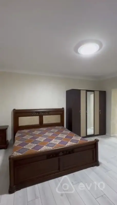 Kirayə verilir 1 otaqlı həyət evi 43 m²