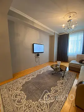 Kirayə verilir 2 otaqlı köhnə tikili 87 m² — Bakı, Abşeron 2 otaq 87.00 m²
