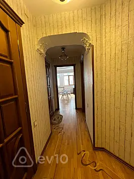 Kirayə verilir 4 otaqlı köhnə tikili 140 m² — Bakı, Nizami 4 otaq 140.00 m²