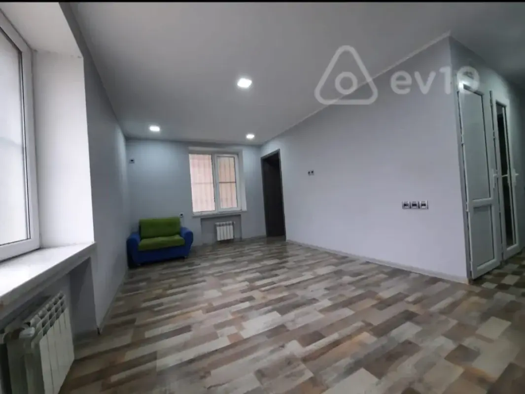 Kirayə verilir 1 otaqlı köhnə tikili 40 m²