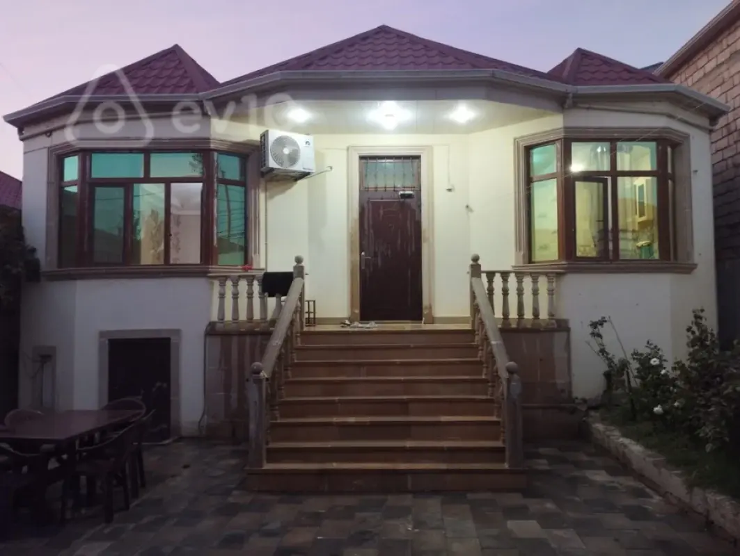 Kirayə verilir 3 otaqlı həyət evi 100 m²