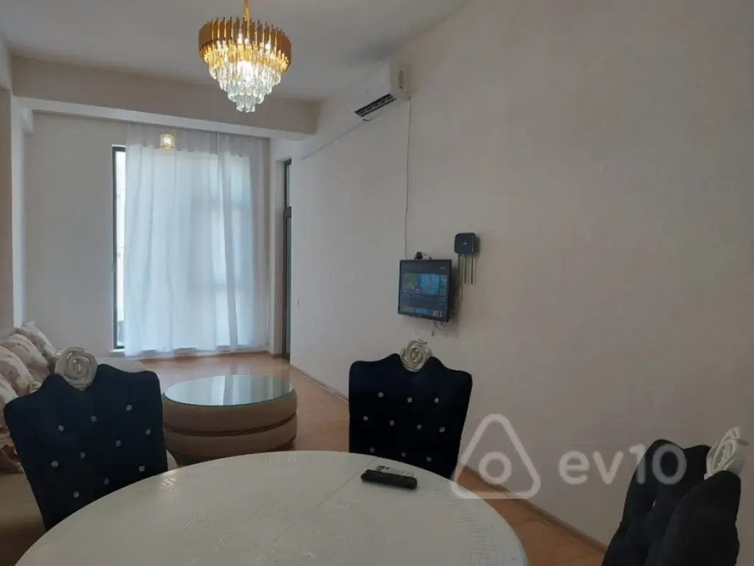 Kirayə verilir 3 otaqlı yeni tikili 95 m²