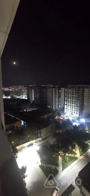 Kirayə verilir 2 otaqlı yeni tikili 50 m²
