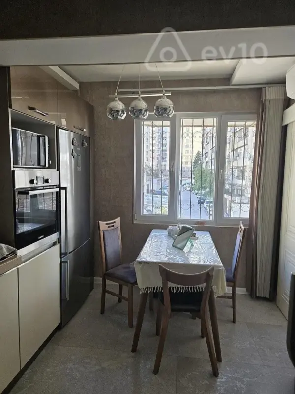 Kirayə verilir 1 otaqlı yeni tikili 40 m²