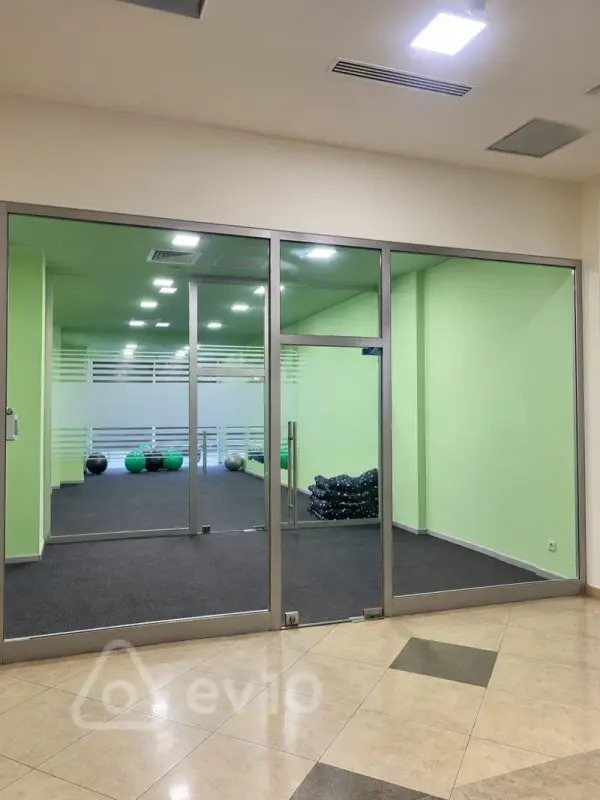 Kirayə verilir 2 otaqlı ofis 100 m²