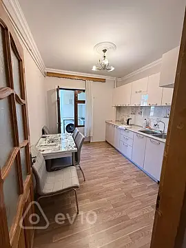 Kirayə verilir 3 otaqlı köhnə tikili 800 m² — Bakı, Xətai 3 otaq 800.00 m²