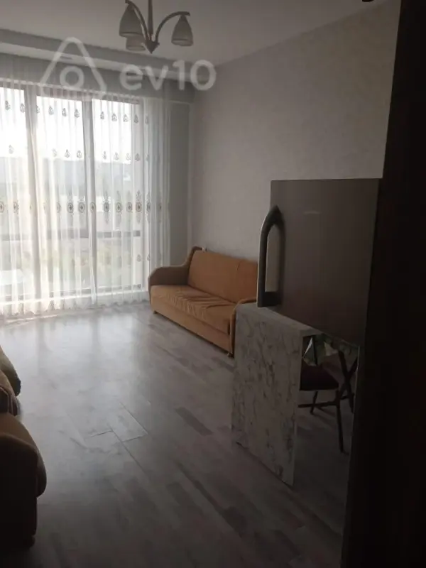 Kirayə verilir 3 otaqlı yeni tikili 85 m²