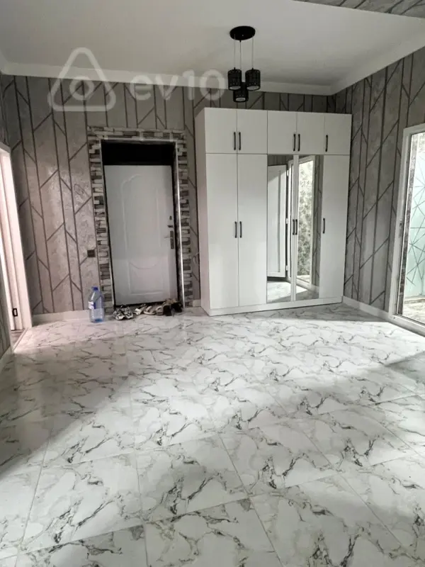 Kirayə verilir 3 otaqlı yeni tikili 110 m²
