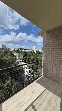 Satılır 2 otaqlı köhnə tikili 65 m² — Bakı, Binəqədi 2 otaq 65.00 m²
