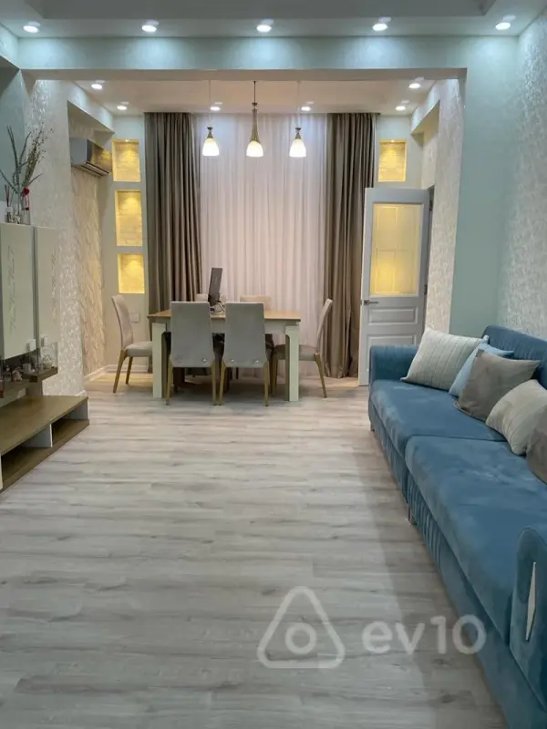 Kirayə verilir 2 otaqlı yeni tikili 60 m²