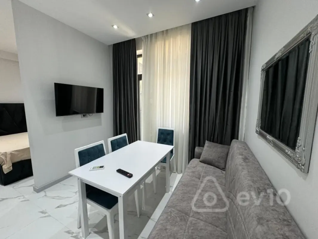 Kirayə verilir 2 otaqlı yeni tikili 55 m²