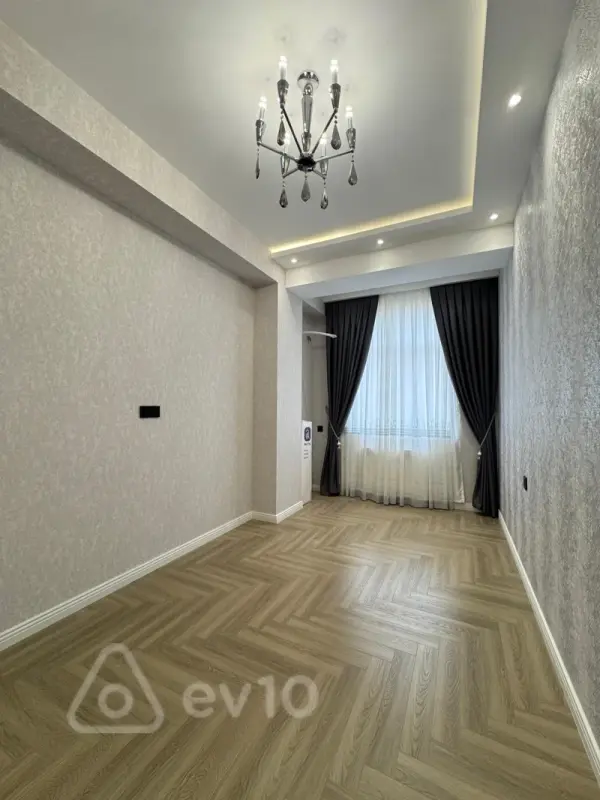 Satılır 2 otaqlı yeni tikili 92 m²