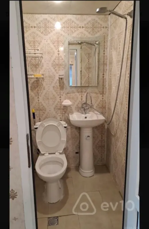 Kirayə verilir 5 otaqlı həyət evi 66 m²