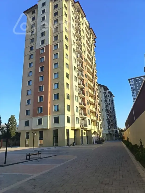 Satılır 2 otaqlı yeni tikili 50 m²