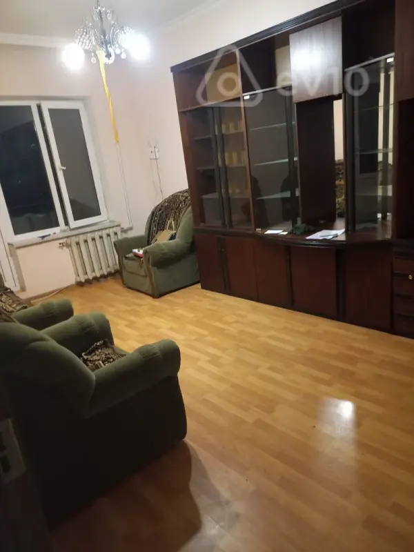Kirayə verilir 3 otaqlı köhnə tikili 63 m²
